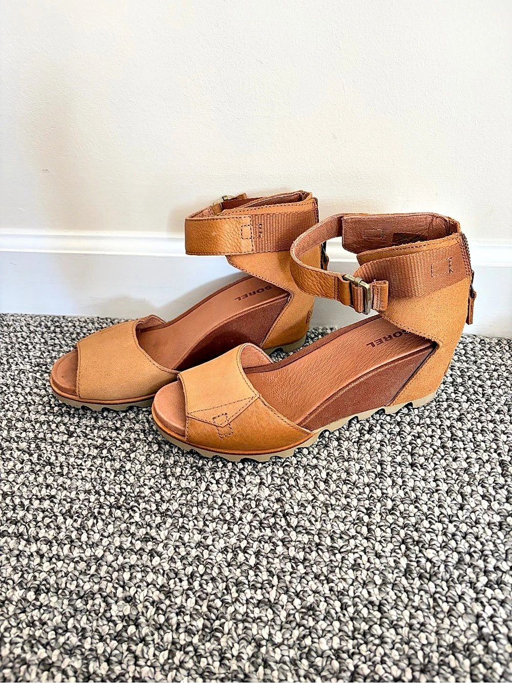 SOREL Joanie II Ankle Strap Wedge Sandal Brown